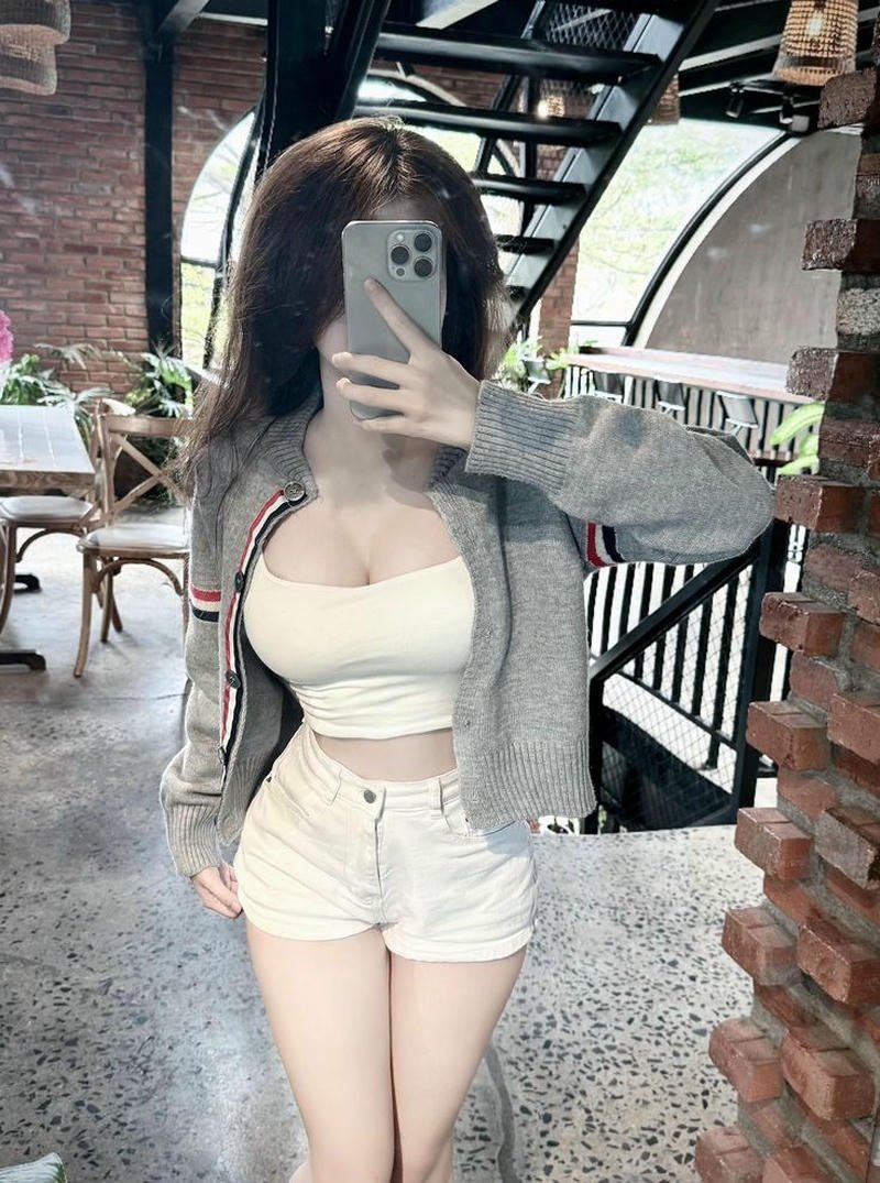 Nét đẹp nhẹ nhàng trong ảnh gái xinh tự sướng