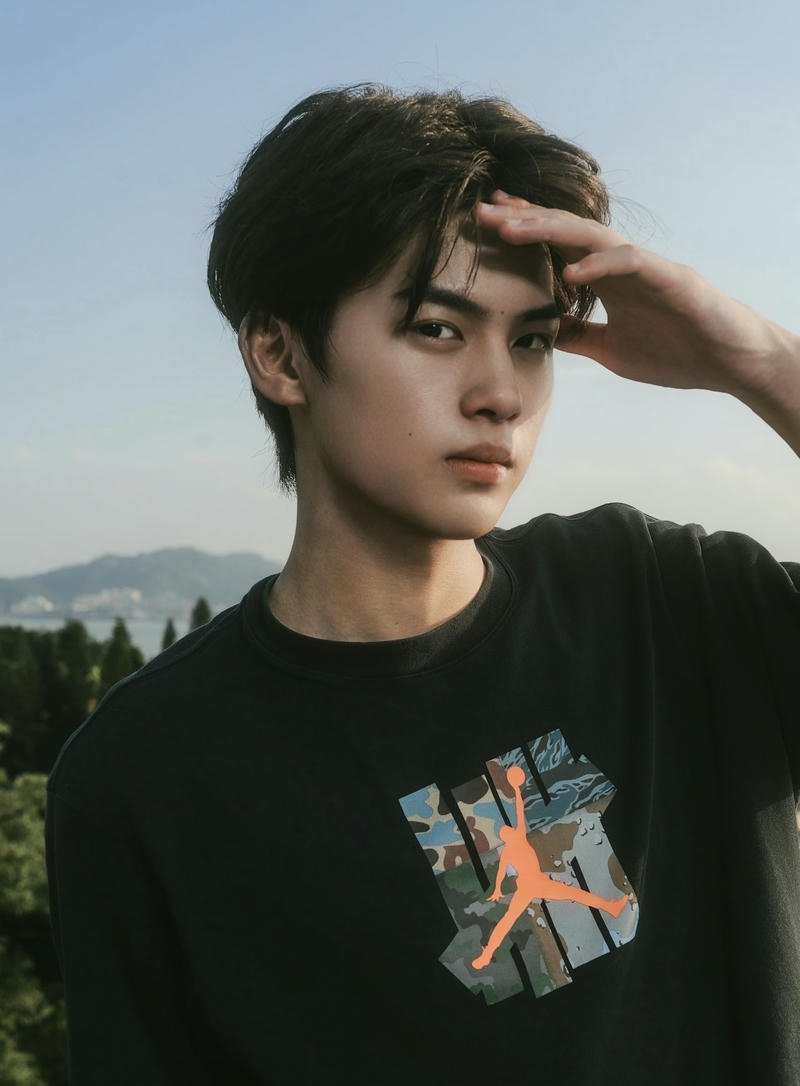 Nét thư sinh trẻ trung của chàng trai ảnh trai đẹp 2k10