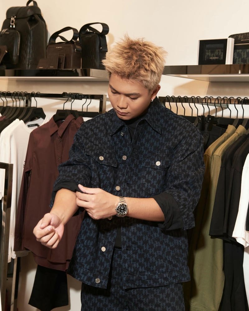 Phong thái BigDaddy mạnh mẽ hợp hình nền