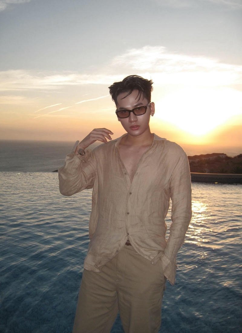 Thần thái mạnh mẽ của Ali Hoàng Dương cá tính