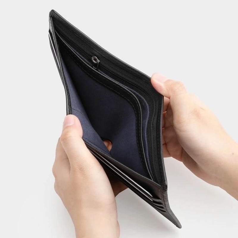 Tiền bay nhanh hơn gió khiến thành hết tiền meme