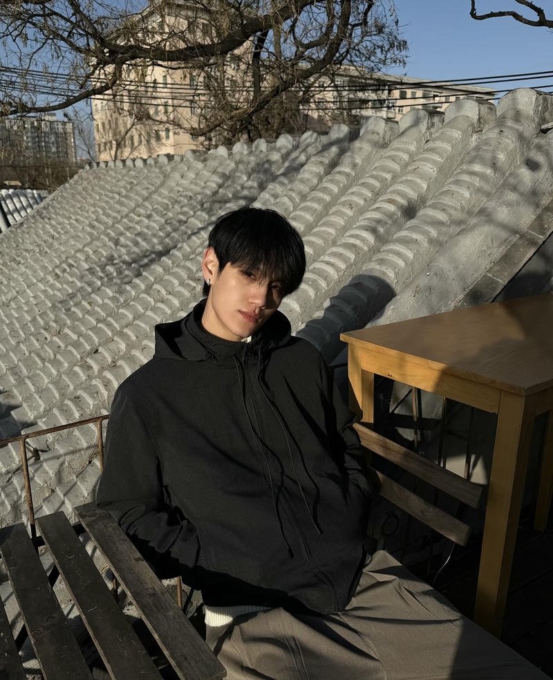 Trai Douyin phong thái tự tin gương mặt sáng