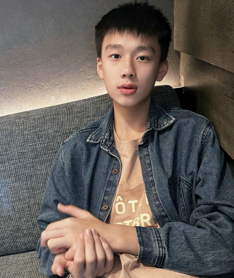 Trai đẹp 2k7 đẹp nhất phong cách trẻ trung