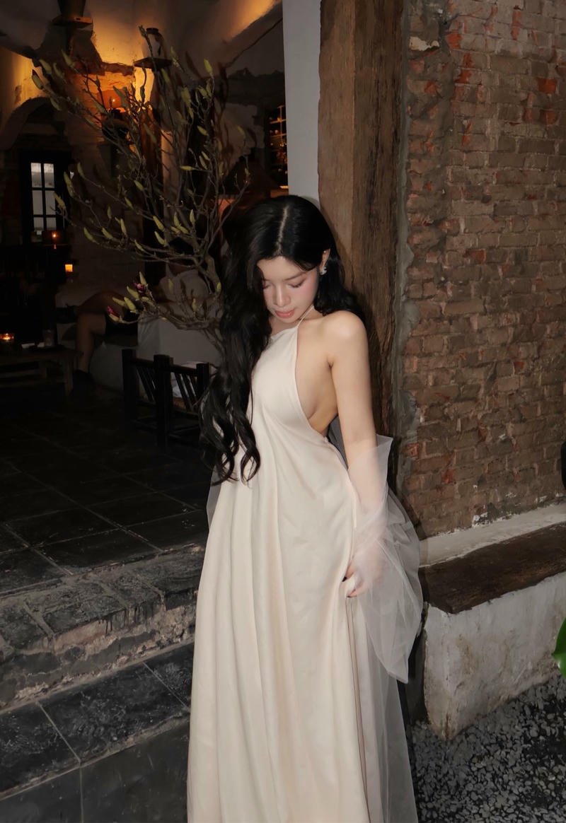 Vóc dáng cân đối của gái xinh dáng chuẩn