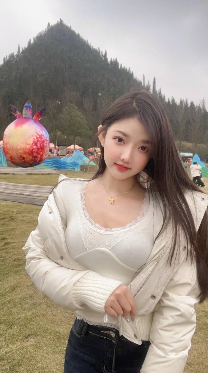 ảnh vú nữ sinh lộ cặp ngực siêu khủng