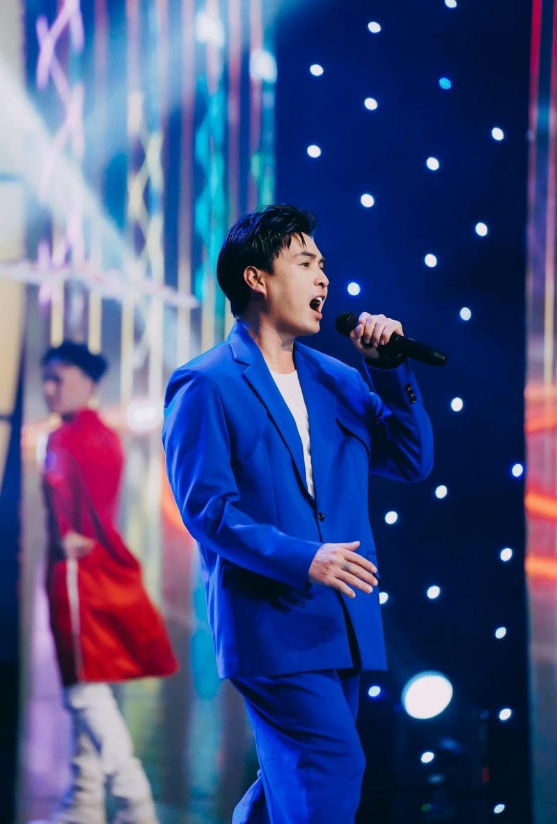 Ảnh Hồ Quang Hiếu ngầu phong cách cá tính riêng