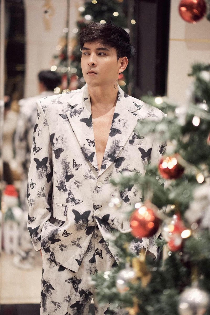 Ảnh Hồ Quang Hiếu phong cách thời trang trẻ trung