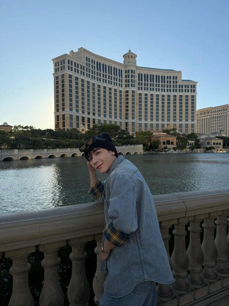 Ảnh Quang Hùng MasterD nhìn nghiêng thần thái làm hình nền