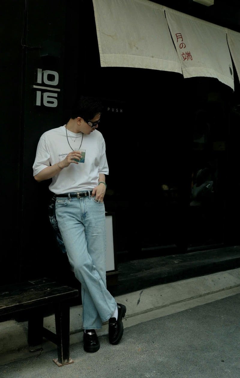 Ảnh nền điện thoại phong cách cá tính Trịnh Thăng Bình