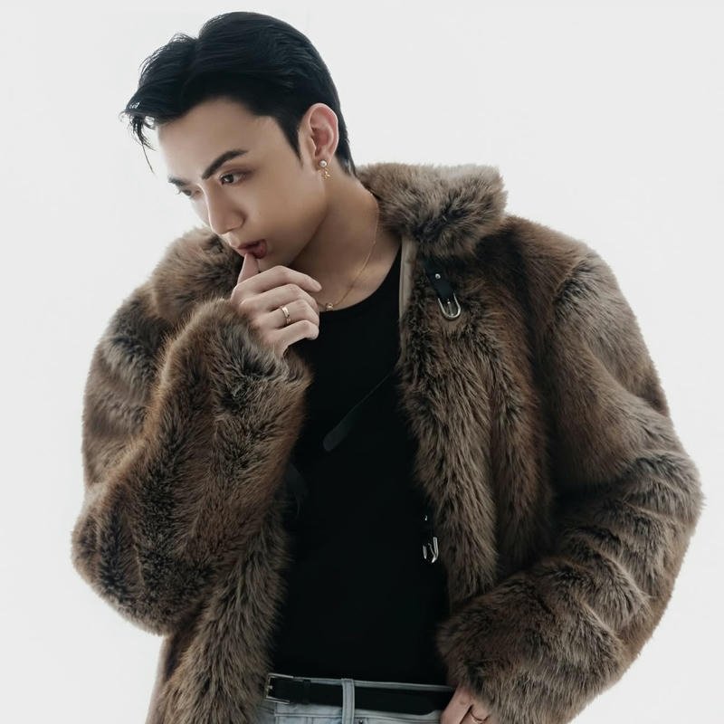 Ảnh studio hình nền Soobin Hoàng Sơn chuyên nghiệp
