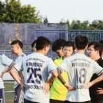 Ảnh trai đá bóng thumbnail