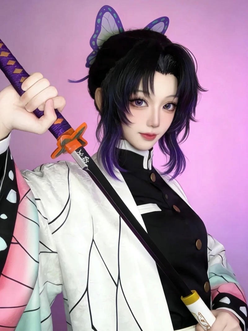 Cosplay Shinobu ánh sáng làm nổi bật tổng thể