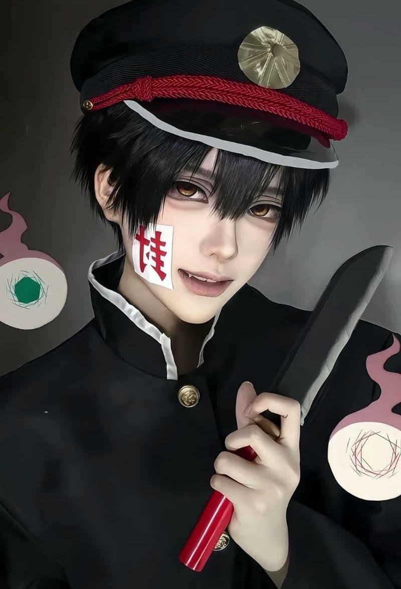 Cosplay anime nữ cute với biểu cảm ngọt ngào đáng yêu