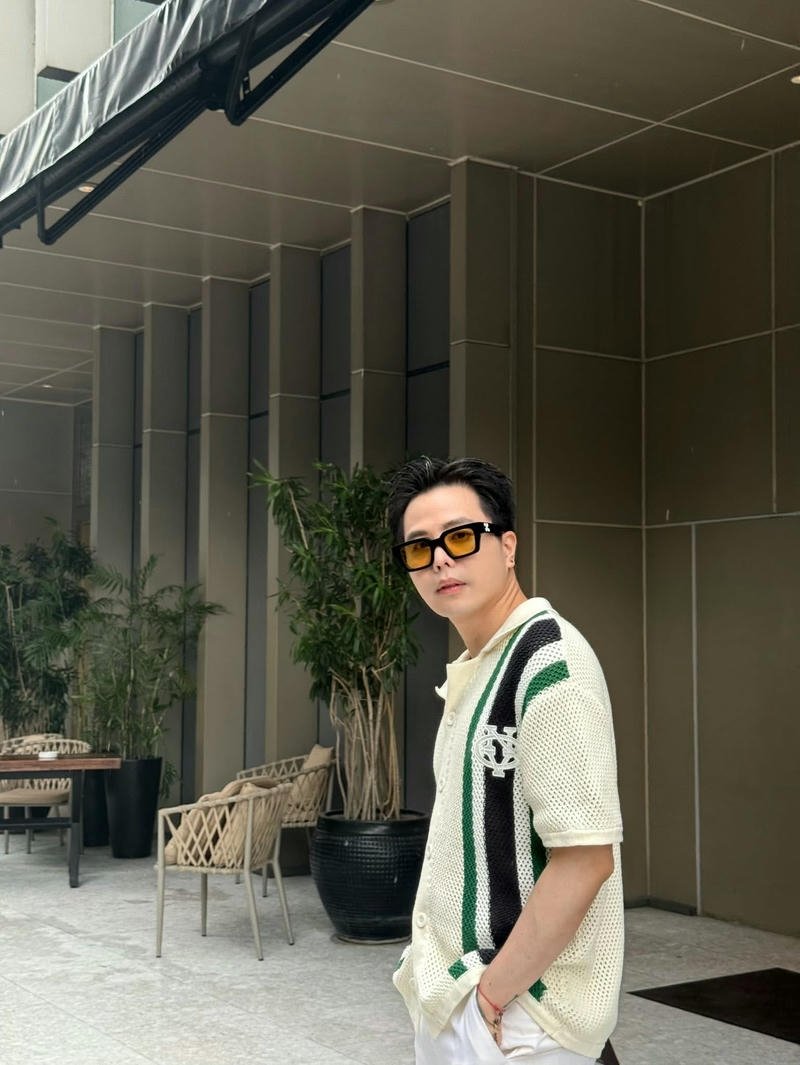 Góc chụp nghệ thuật ánh sáng đẹp Trịnh Thăng Bình