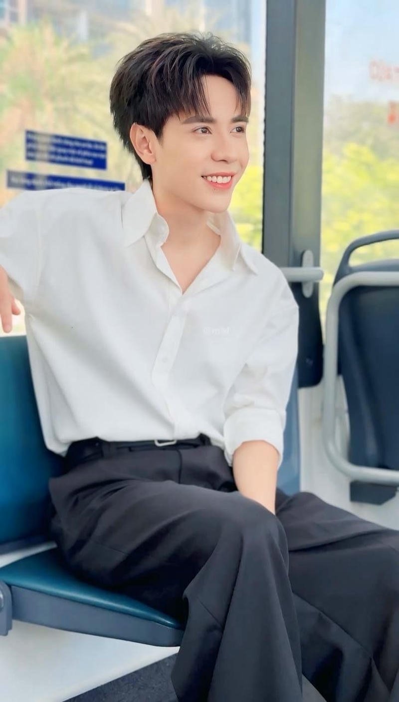 Hình Quang Hùng MasterD thời trang độc đáo làm ảnh nền