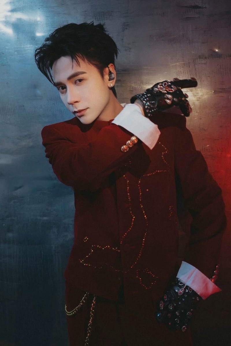 Hình ảnh Quang Hùng MasterD nghệ thuật làm ảnh nền