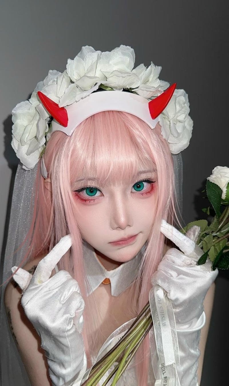 Hình ảnh cosplay anime đẹp với góc chụp nghệ thuật