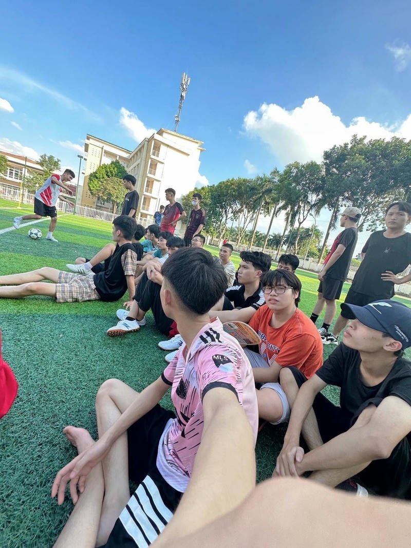 Hình ảnh người chơi bóng che mặt đơn giản