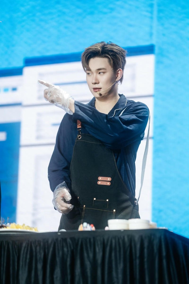 Hình nền Dương Domic gam màu dịu nhẹ thư giãn