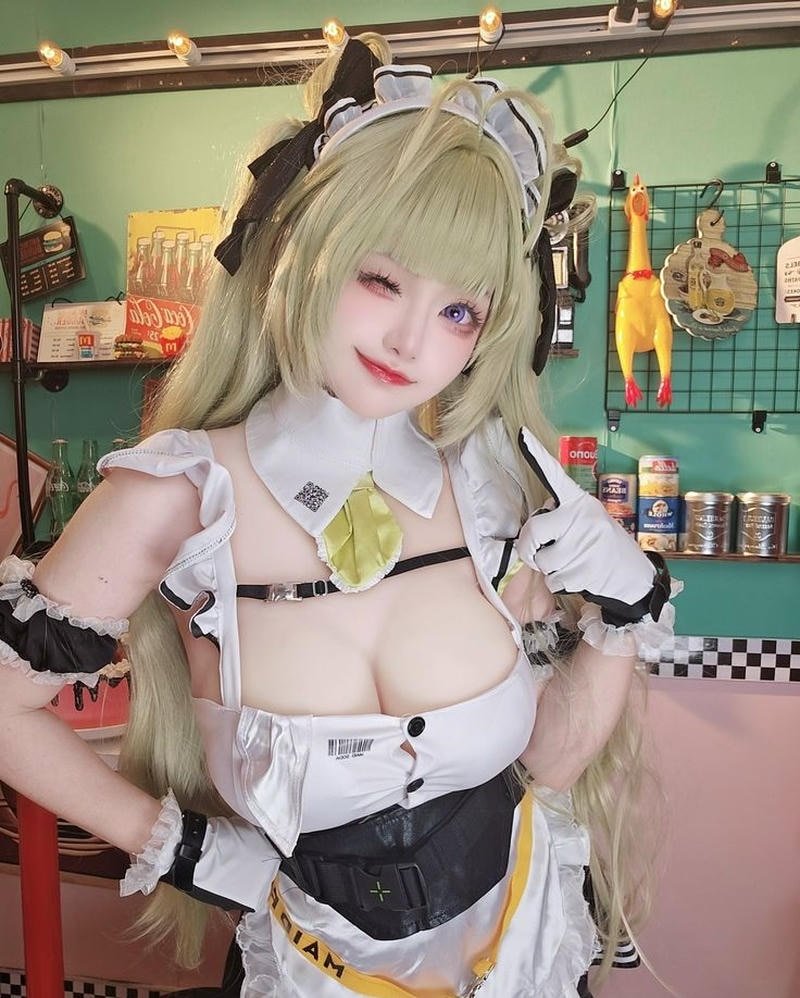 Nét diễn xuất của cosplayer trong ảnh anime cosplay đẹp