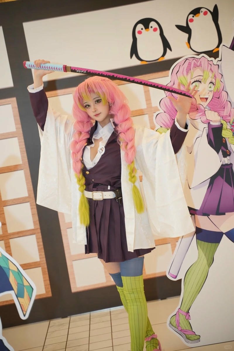 Nhân vật Mitsuri được tái hiện qua hình ảnh cosplay