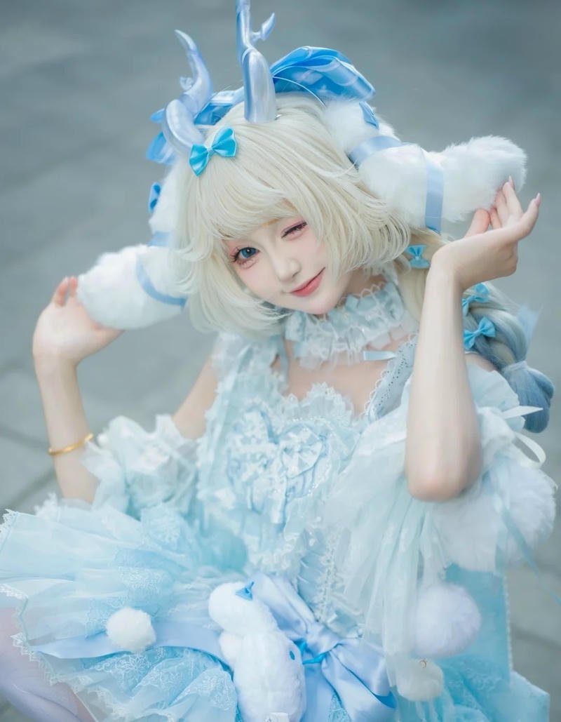 Skin game Liên Quân được tái hiện qua trang phục cosplay