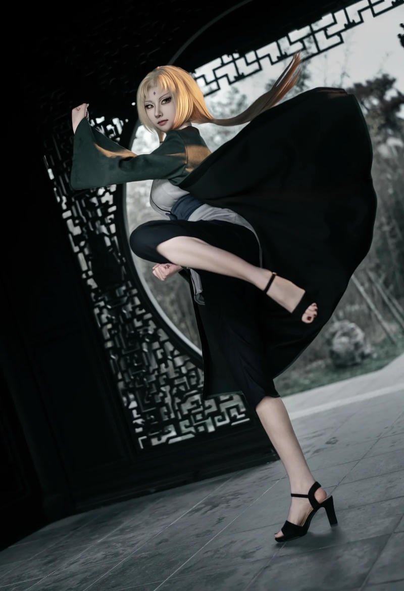 Tạo hình gái xinh cosplay tsunade với phong cách cá tính