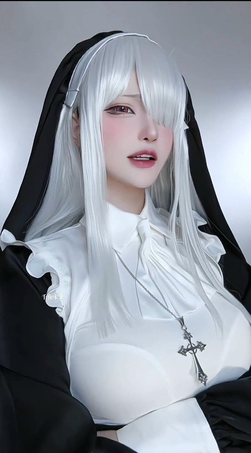 Trang phục cosplay anime với thiết kế tinh xảo