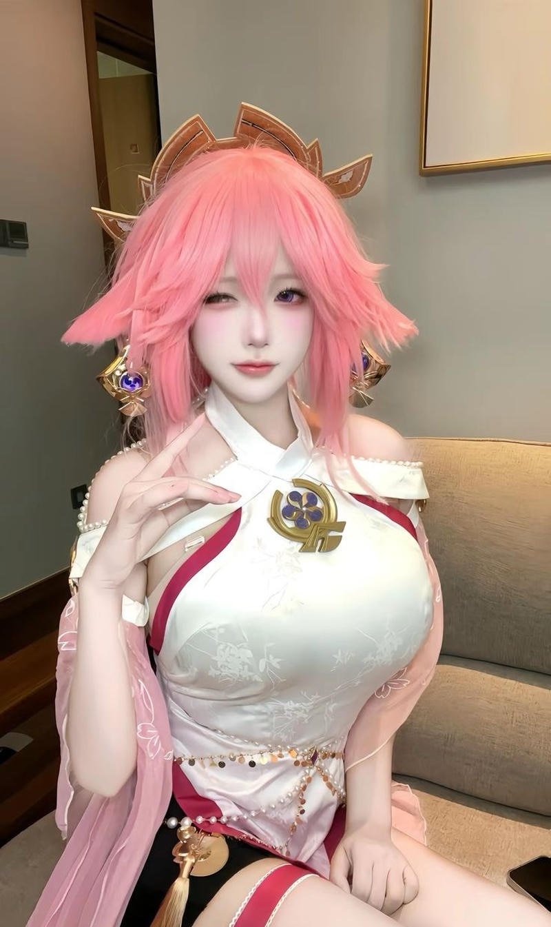 Vẻ nóng bỏng hóa thân nhân vật anime ngoài đời thực