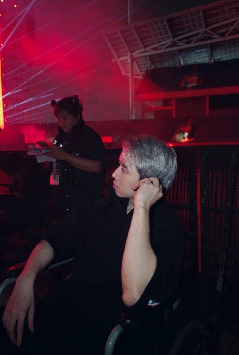 Hình nền Karik phong cách rap Việt cá tính